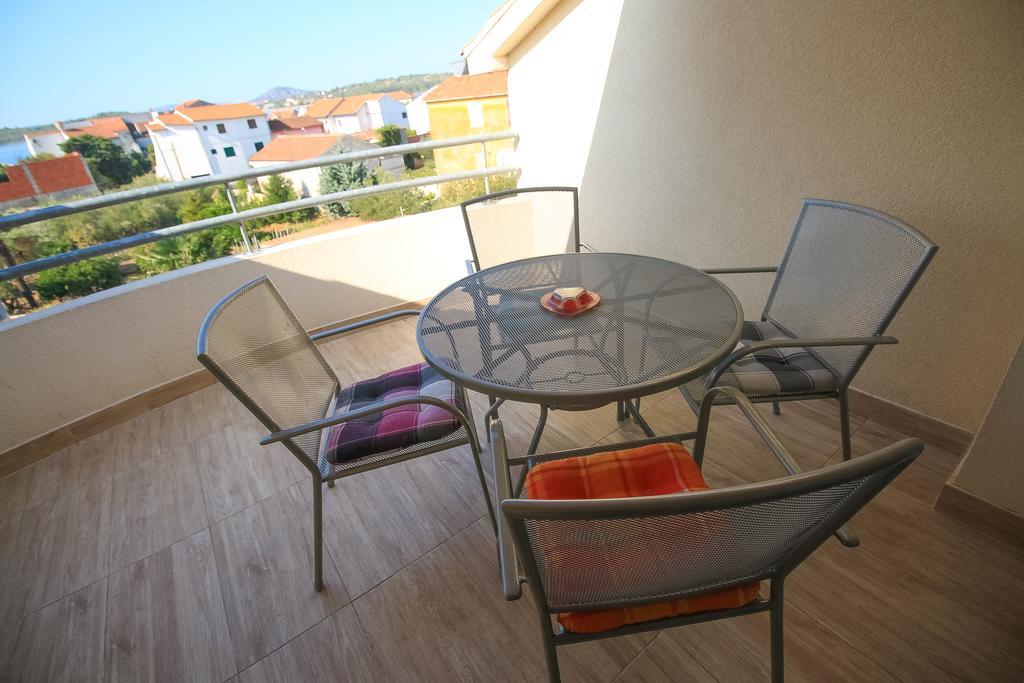 Apartment Ana Vodice Zewnętrze zdjęcie